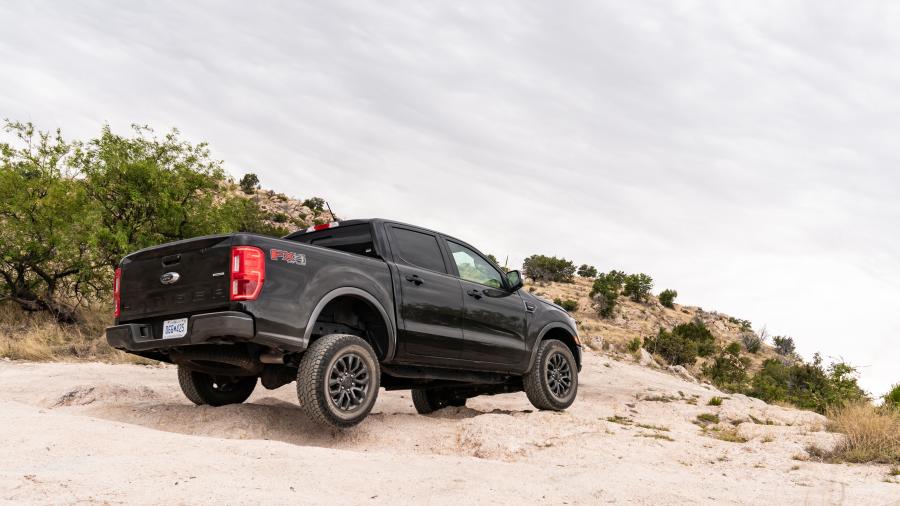  Ford Ranger FX4 Lariat SuperCrew 2018 года  (NA) (фото 40 из 43)